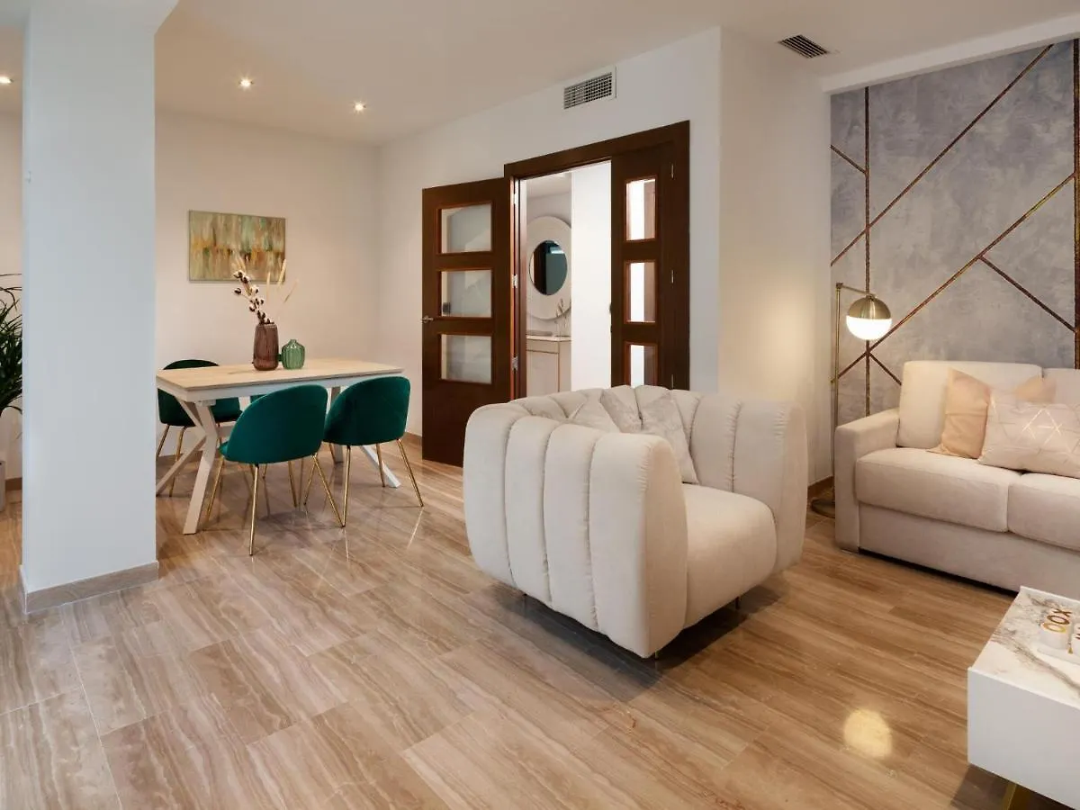 Inmalaga Uncibay Square 2 Apartment 0*, Malaga